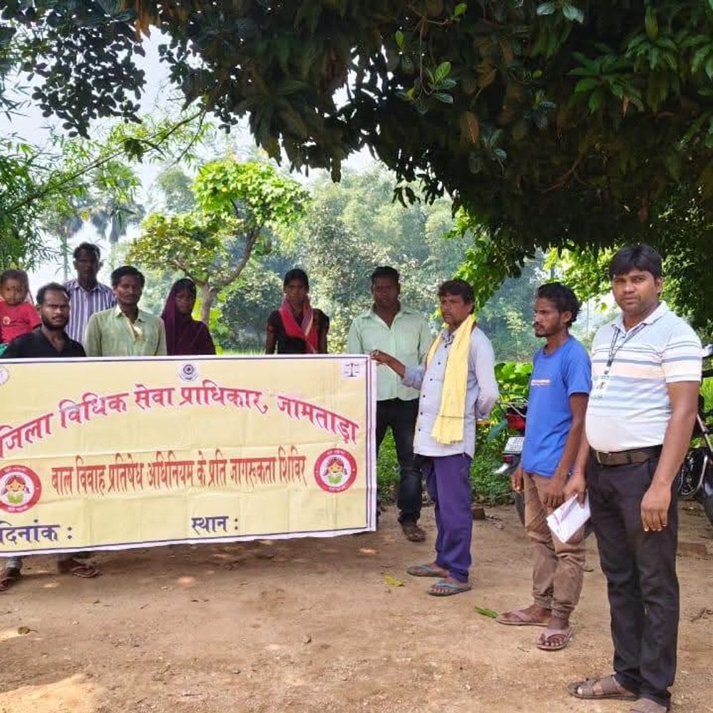 बाल विवाह व नशा मुक्ति को लेकर पबिया के लोकनिया गांव में चलाया जागरूकता अभियान