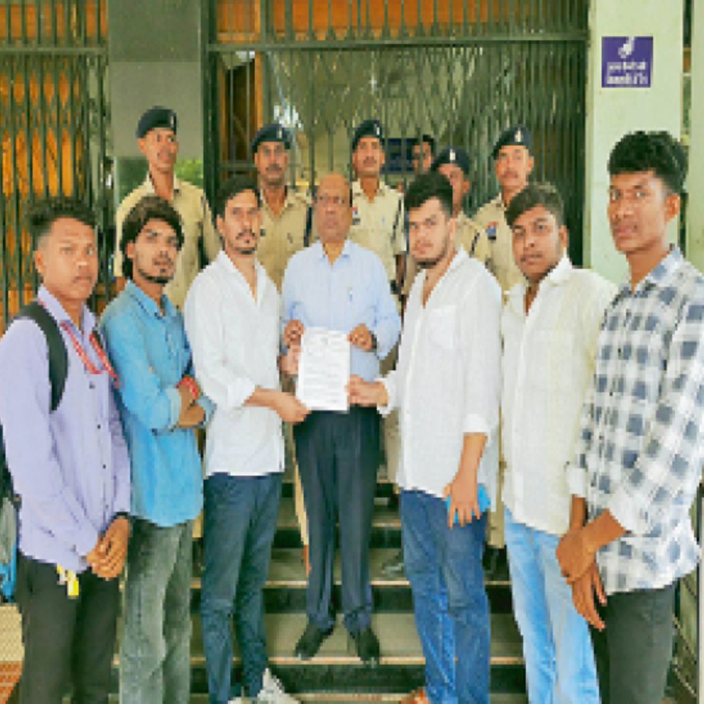 सरकारी आदेश लागू करने की मांग:दूसरे-तीसरे वर्ष में प्रवेश नहीं एनएसयूआई ने जताया विरोध