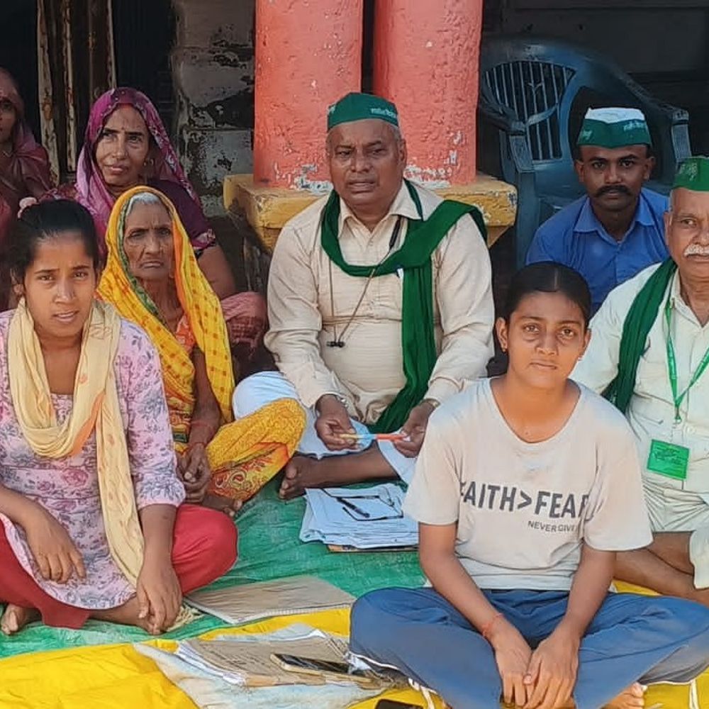 अयोध्या में किसान यूनियन का धरना पांचवें दिन भी जारी:बिरौलीझाम में गेट गिराने के विरोध में भानू गुट का प्रदर्शन, एसडीएम पर पक्षपात का आरोप