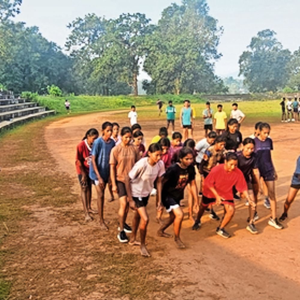 कभी वर्दी से डरते थे, अब इसी के लिए मैदान में बहा रहे पसीना