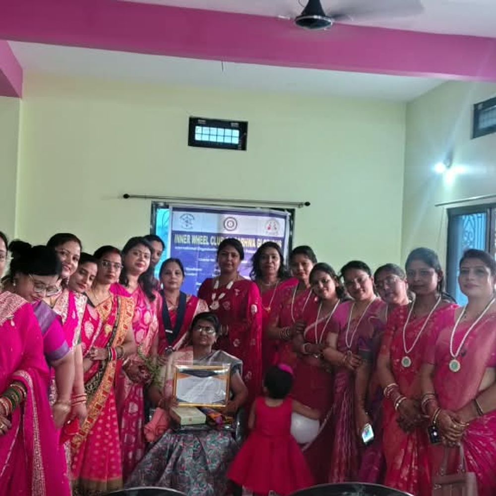 शिक्षक सम्मान के साथ इनर व्हील क्लब का तीज उत्सव