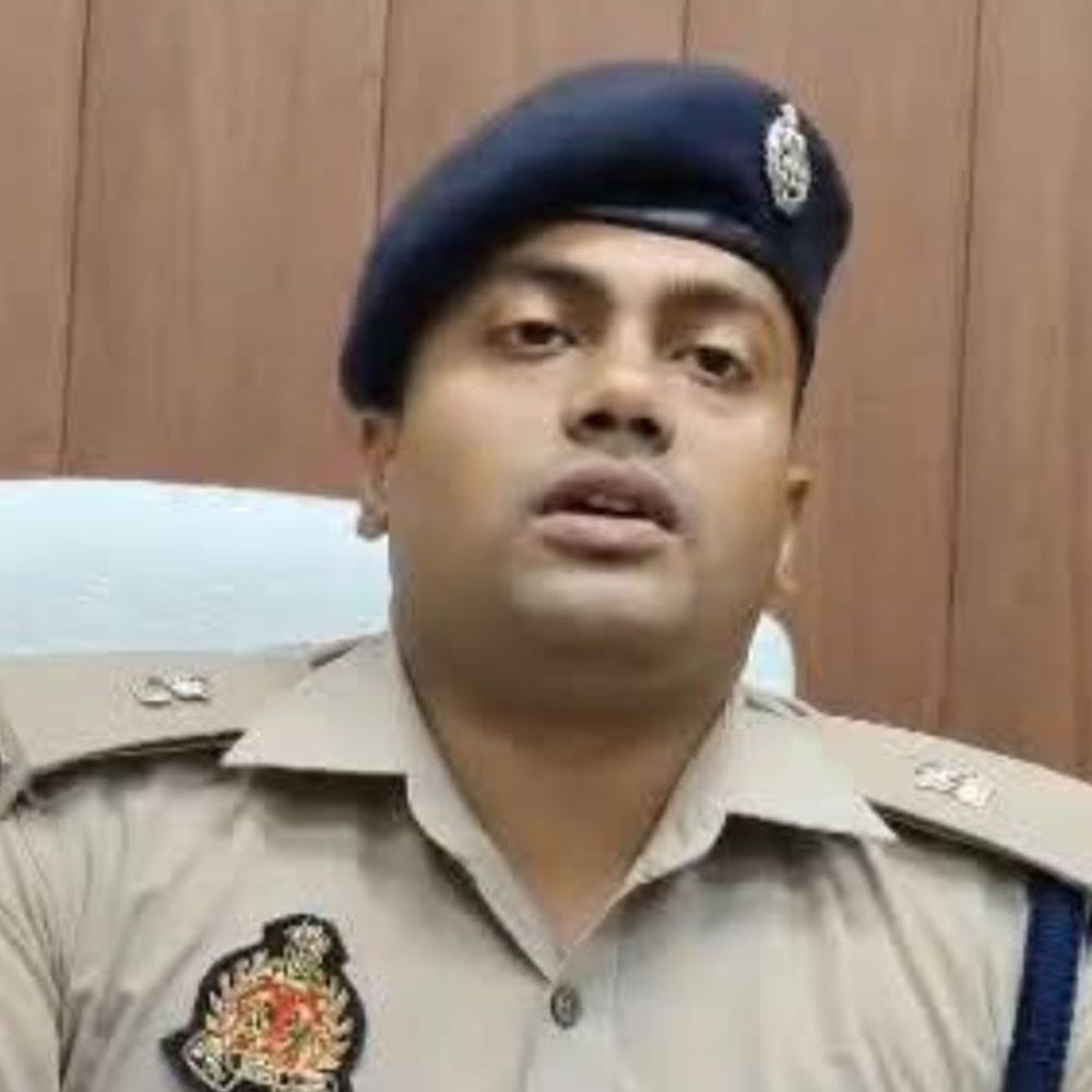 अनंत चंद्रशेखर होंगे जौनपुर के नए एसपी सिटी:आयुष श्रीवास्तव का उन्नाव तबादला, 35 आईपीएस अधिकारियों के तबादले में मिली नई तैनाती