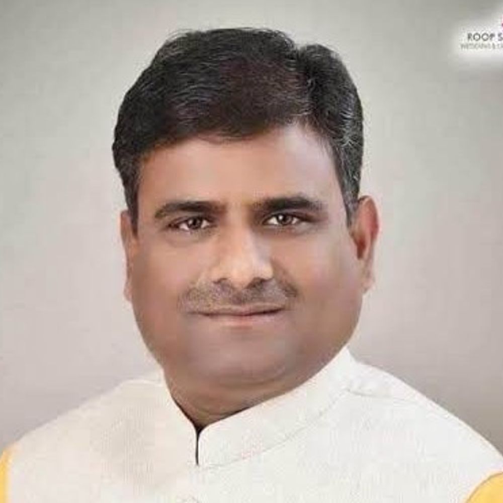 बलिया के दो पूर्व जिलाध्यक्षों को मिली नई जिम्मेदारी:देवेन्द्र यादव देवरिया और जयप्रकाश साहू संतकबीरनगर के प्रभारी बने