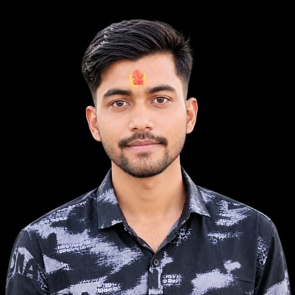 कौशांबी में युवक का शव फंदे से लटका मिला:परिजन बोले- हार्ट की बीमारी से परेशान था, 10 दिन पहले खराब हुई थी तबीयत