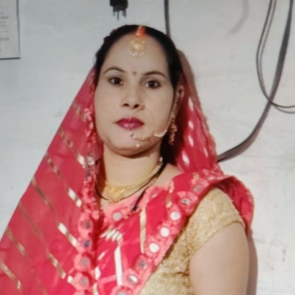 उन्नाव में विवाहिता ने फांसी लगाई, डायल-112 पर दी सूचना:मानसिक रूप से बीमार थी महिला, लखनऊ में चल रहा था इलाज