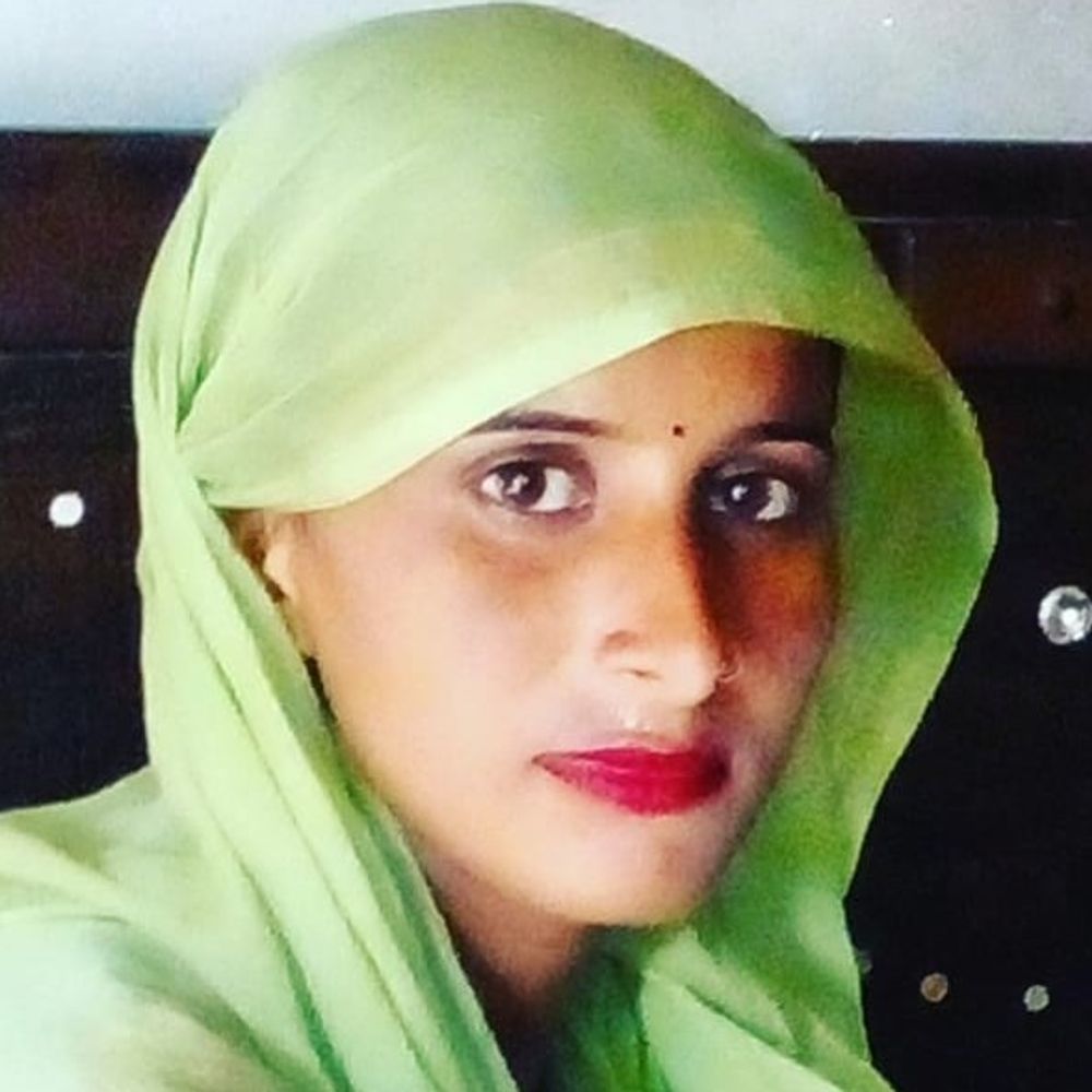 फरीदकोट में घरेलू विवाद में पत्नी की हत्या:जान बचाकर पड़ोसी के घर छिपी, आधी रात को छत से घुसकर धारदार हथियार से मार डाला