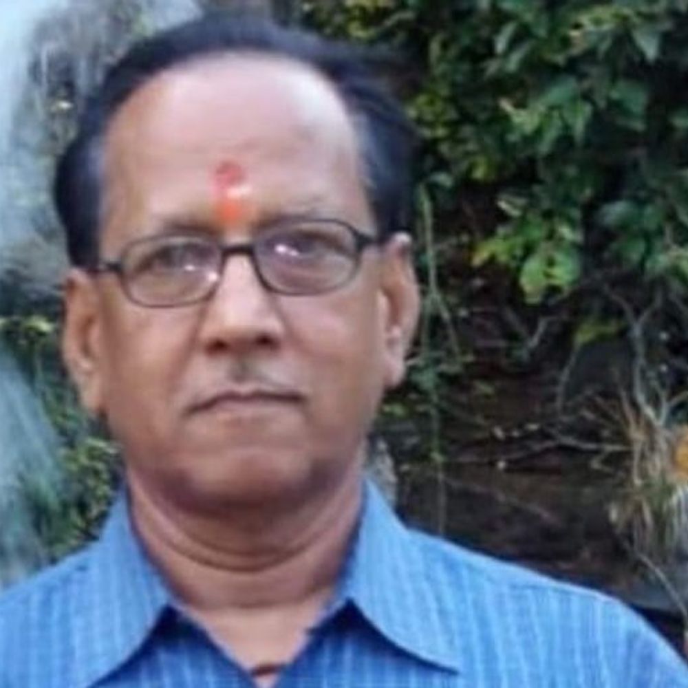 मिर्जापुर के रवींद्र पाण्डेय को 'काव्य कलाधर' की उपाधि:राजस्थान में राष्ट्रीय सम्मान समारोह में हुआ सम्मान; 6 काव्य ग्रंथों की रचना कर चुके हैं