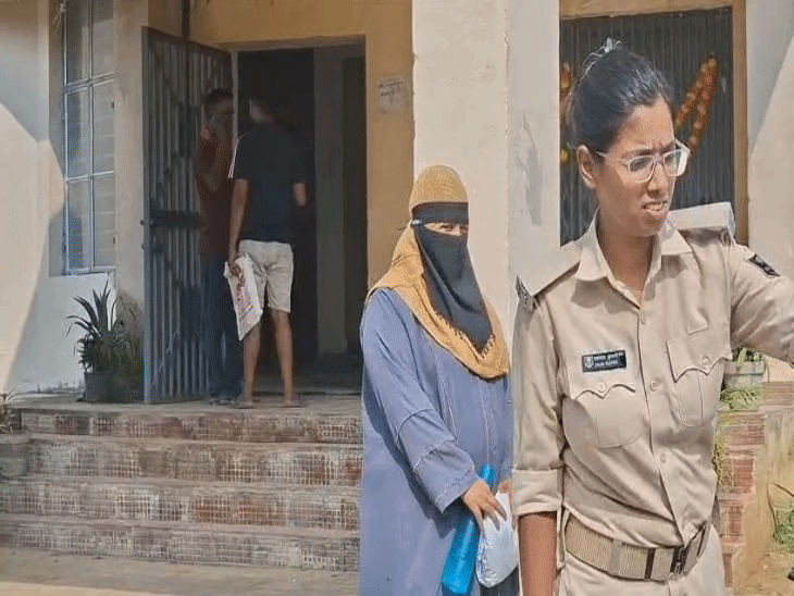 मुंगेर में 7 साल पुराने अपहरण कांड का खुलासा:ससुराल से बॉयफ्रेंड के साथ भागी थी महिला, पुलिस ने 1700 KM दूर हैदराबाद से किया बरामद