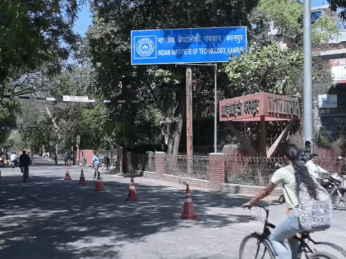 AI एजेंट बनाना सिखाएगा IIT, 50 दिन का कोर्स लांच:30 सिंतबर तक कराना होगा रजिस्ट्रेशन, एक दिसंबर से क्लासेज