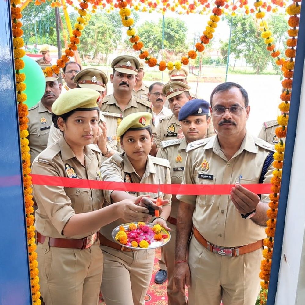 माधौगढ़ में परिवार परामर्श केंद्र का उद्घाटन:घरेलू विवादों के समाधान में मिलेगी स्थानीय मदद