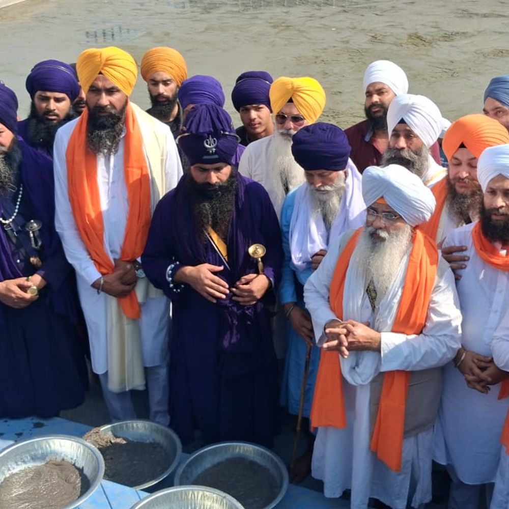 गुरुद्वारा श्री संगराणा साहिब के सरोवर की कारसेवा शुरू