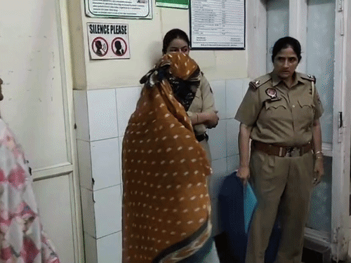 पठानकोट में युवती से गैंगरेप:पीड़िता बोली- आरोपियों ने कहा था बहुत सबूत इकट्ठे करती है, अब बना वीडियो, परिवार से मारपीट का एक महीने पहले बनाया था वीडियो