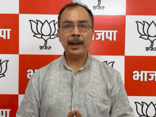 'राहुल गांधी को बेवजह बयानबाजी की आदत':जमुई घटना पर BJP का पलटवार, प्रवक्ता नीरज बोले- परिजन की शिकायत से पहले हुई कार्रवाई