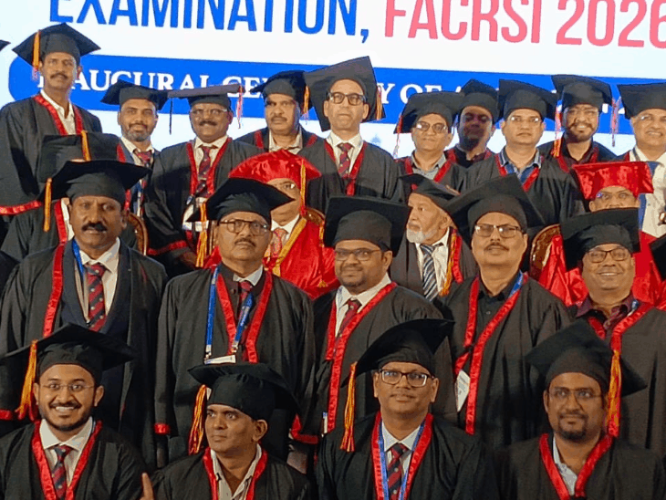 डीडीयू अस्पताल के सर्जन डॉ. प्रेम प्रकाश को राष्ट्रीय फेलोशिप:देशभर में 40 डॉक्टर चुने गए; 14 घंटे की कठिन परीक्षा पास कर हासिल की उपाधि