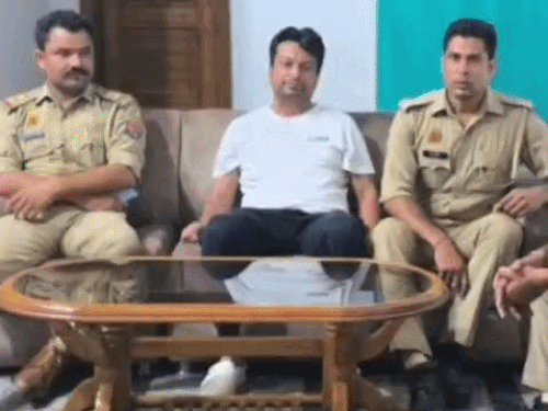 भाजपा अध्यक्ष और सीएम के दौरे पर विपक्ष नेता हाउस-अरेस्ट:सेंट्रल मार्केट के मुद्दे पर मुख्यमंत्री से मिलने की थी तैयारी