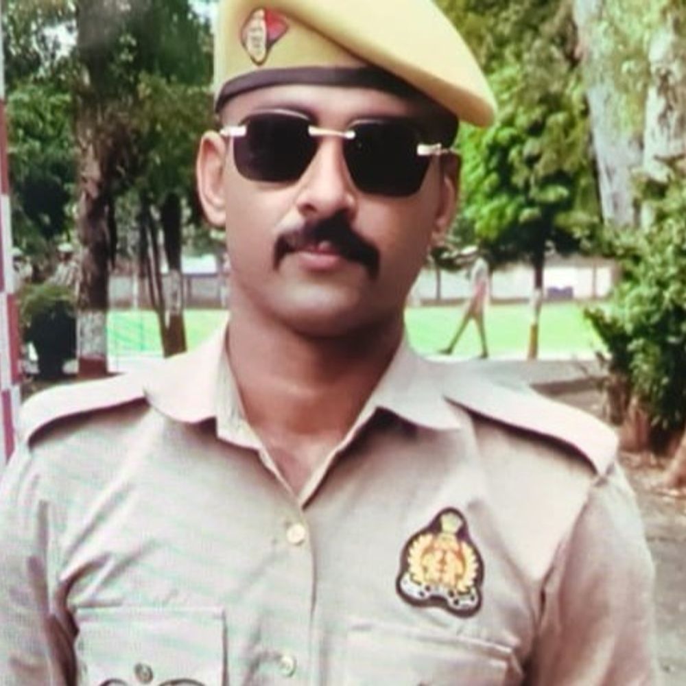 गोरखपुर में तैनात सिपाही की लखनऊ में मौत:लखनऊ में दोस्त के साथ आया था, नशे की ओवरडोज की आशंका
