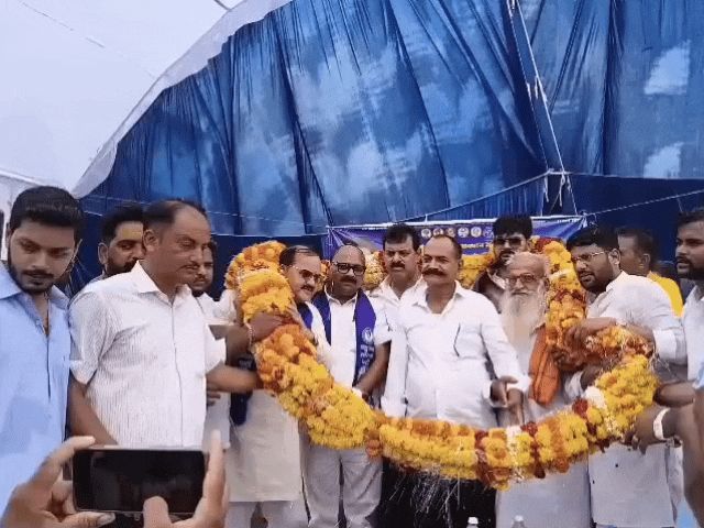 2027 से पहले बसपा ने अयोध्या में दिखाई ताकत:प्रबुद्ध संवाद में उमड़ी भीड़, प्रदेश अध्यक्ष विश्वनाथ पाल ने साधा विपक्ष पर निशाना; बोले- जल्द होगी उम्मीदवार की घोषणा