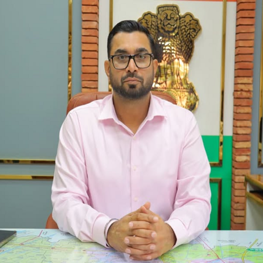 अमृतसर में 23 सितंबर को होगी एनआरआई मिलनी:माझा के चार जिलों के प्रवासी भारतीय रख सकेंगे अपनी समस्याएं और शिकायतें
