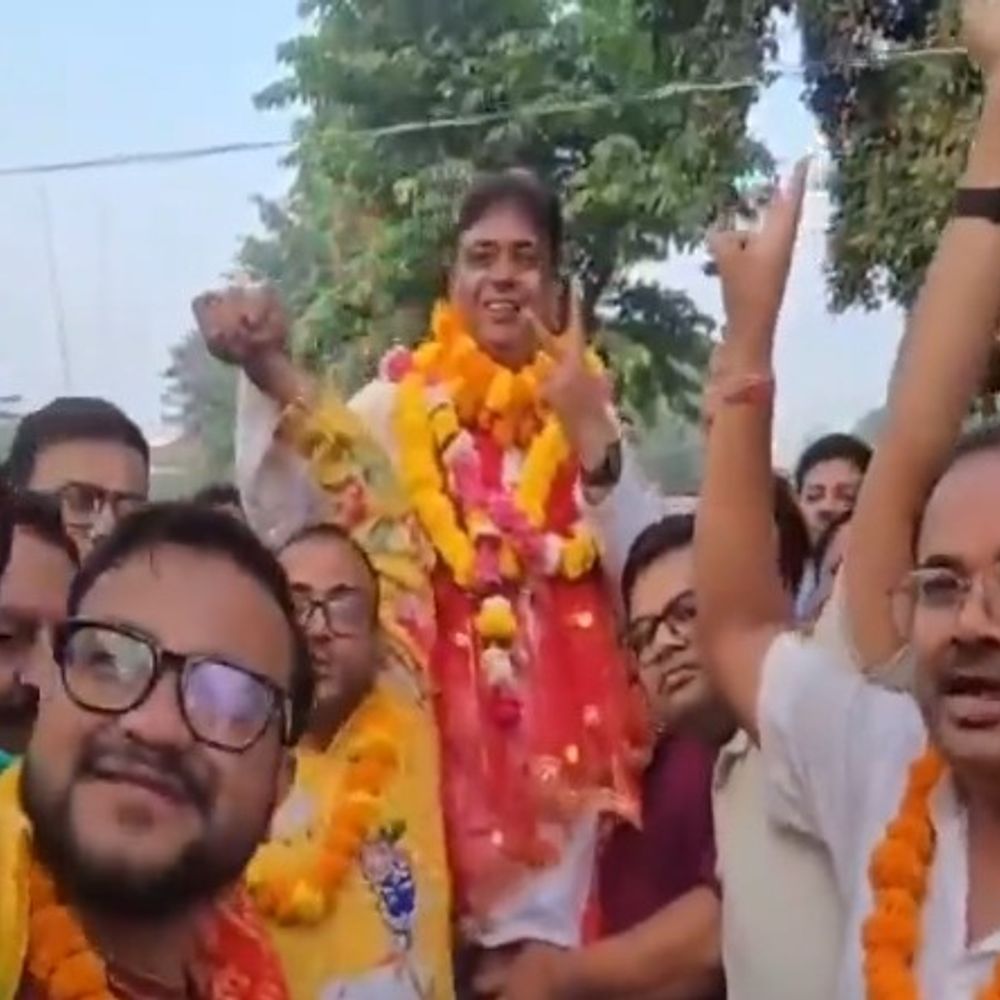 हापुड़ में अग्रवाल महासभा चुनाव में अतुल कुमार बने प्रधान:ललित अग्रवाल को 734 वोटों के अंतर से हराया, देखें नए पदाधिकारियों के नाम
