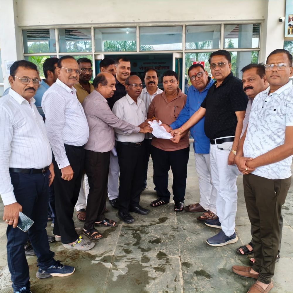 यूपीआई पर चार्ज का आदेश वापस लेने की मांग:बालाघाट के व्यावारियों ने पीएम के नाम ज्ञापन सौंपा, कहा- यह व्यापार रोकने जैसा