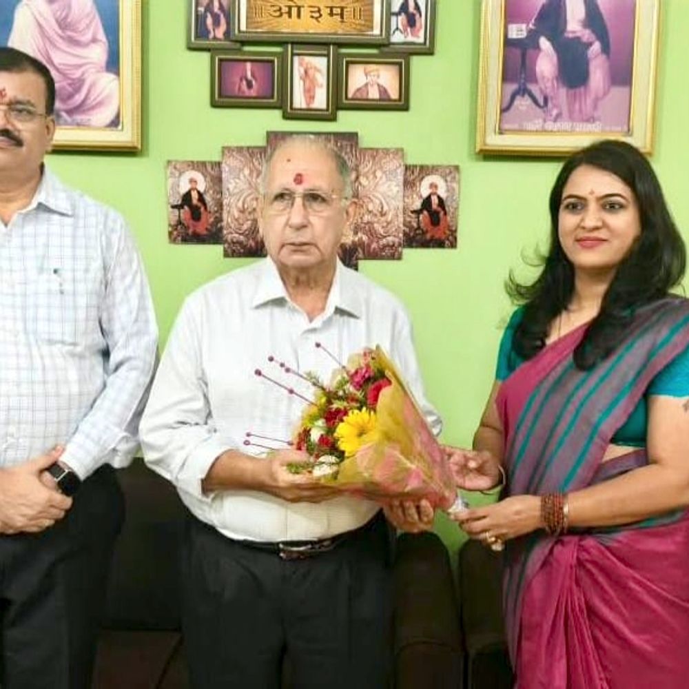 गुणवत्तापूर्ण शिक्षा और अनुशासन विद्यालय की सफलता का आधार