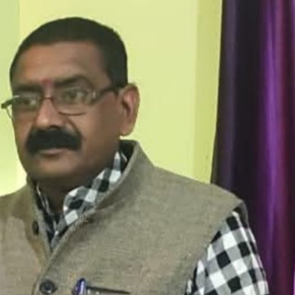 नामांतरण के लिए 30 हजार रिश्वत मांगी, बाबू सस्पेंड:जांच में आवाज की पुष्टि के बाद टीकमगढ़ कलेक्टर का एक्शन; जिला मुख्यालय अटैच किया