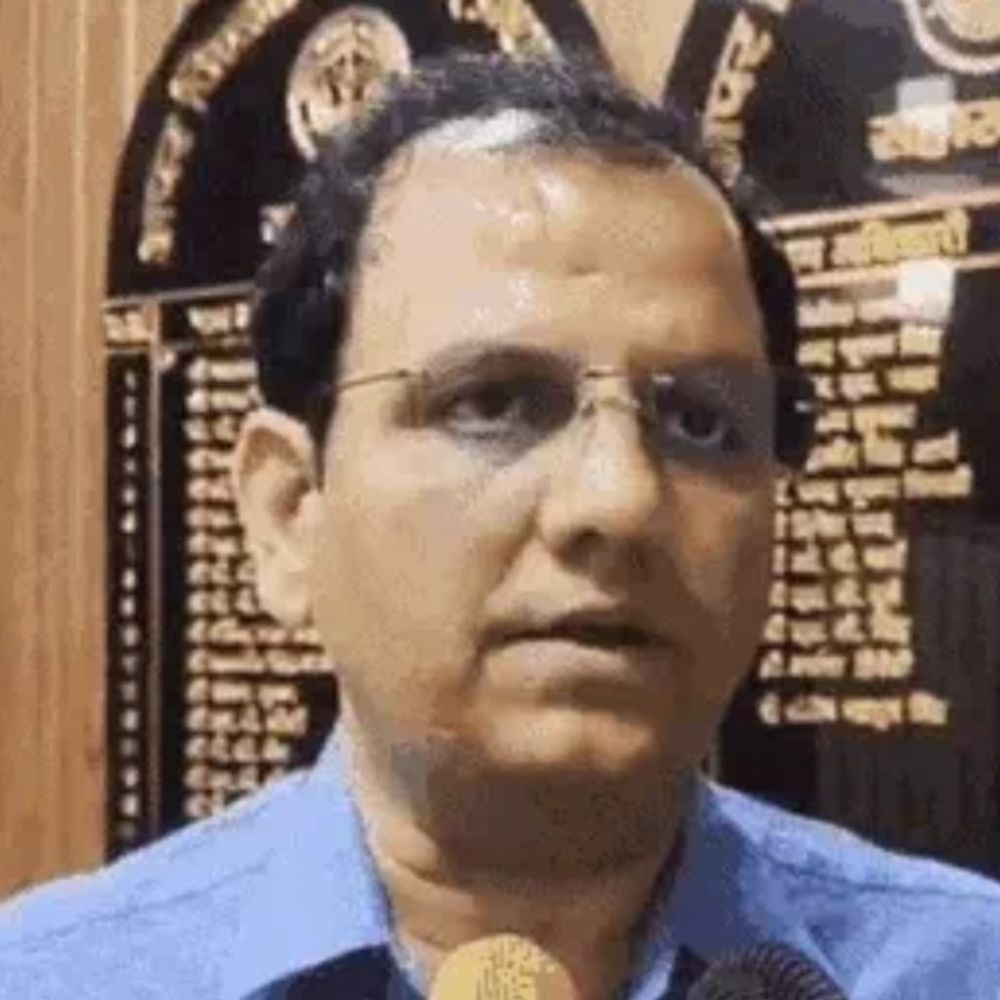 सहारनपुर के ADM संतोष बहादुर सिंह का ट्रांसफर:मैनपुरी के CDO बनाए गए, 2011 इकरा हसन से विवाद के बाद चर्चाओं में आए थे