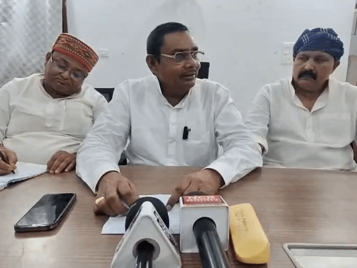 'बिहार में संवेदनहीन और सिर्फ फोटो खींचने वाली सरकार':पूर्व मंत्री सुरेश पासवान बोले- बिहार में UCC लागू करके देखिए, दूसरे ही दिन सरकार गिर जाएगी