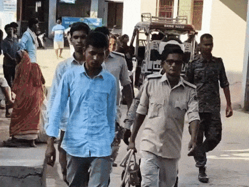 समस्तीपुर में 420 ग्राम मॉर्फिन-हेरोइन के साथ 3 तस्कर पकड़े:पुलिस ने 25 नशीले इंजेक्शन, लैपटॉप और बुलेट बाइक भी जब्त की; सप्लाई चेन की पड़ताल में जुटी पुलिस