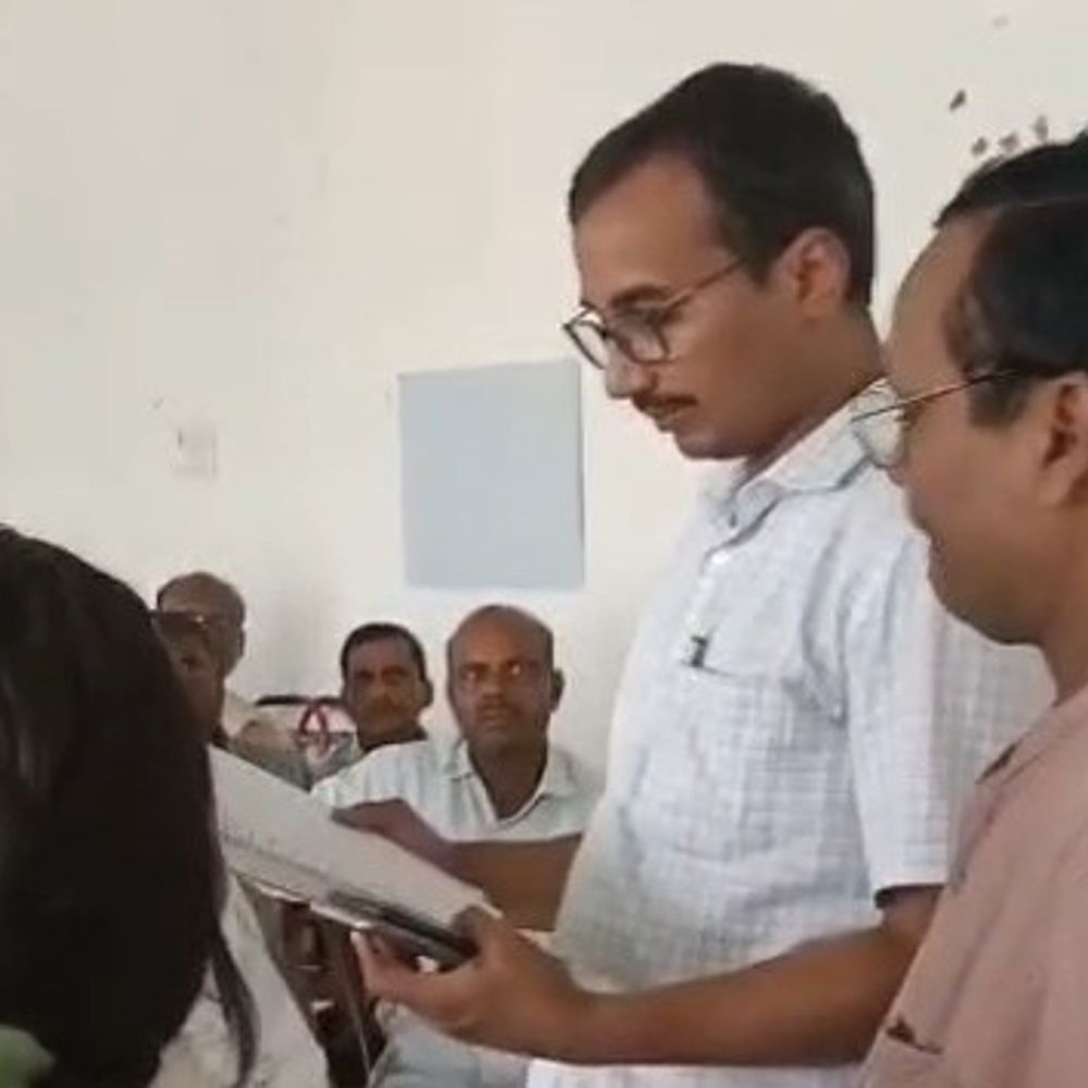 उन्नाव में FLN प्रशिक्षण में 21 शिक्षक गैरहाजिर:BSA के औचक निरीक्षण में खुली अव्यवस्था की पोल, वेतन कटौती के आदेश