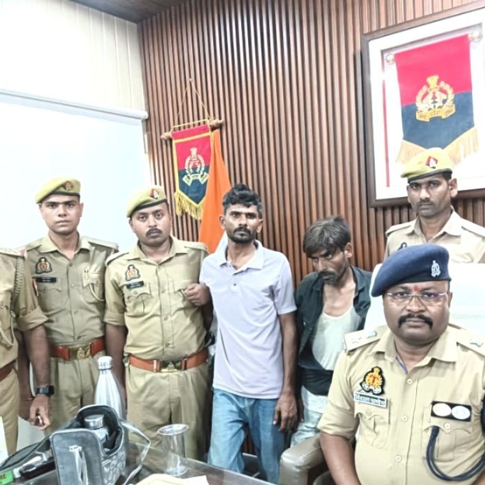 बलरामपुर में नाबालिग से दुष्कर्म के दो आरोपी गिरफ्तार:DCM चालक ने लिफ्ट देकर दोस्त के साथ की थी दरिंदगी