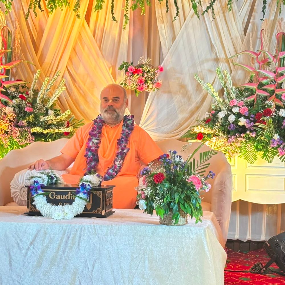 सत्य नारायण मंदिर में करवाई श्रीमद्भागवत महापुराण कथा
