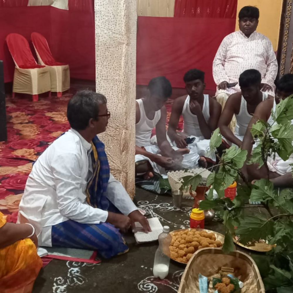 सालडीह में करम महोत्सव की धूम, रातभर थिरके ग्रामीण