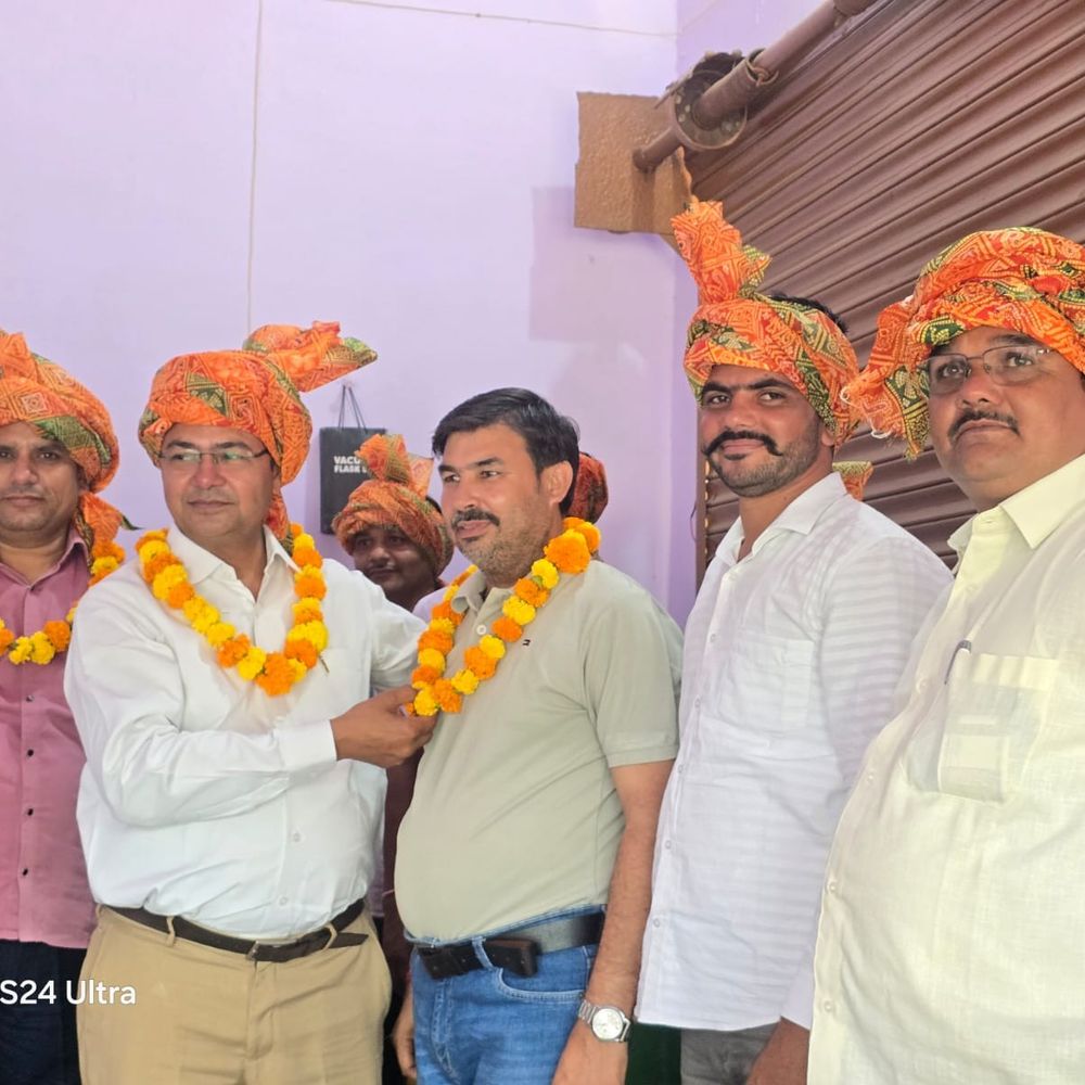 एग्रो डीलर्स एसोसिएशन की कार्यकारिणी गठित:11 सदस्यीय टीम को मिली जिम्मेदारियां, कृषि सामग्री कारोबारियों के हितों पर चर्चा