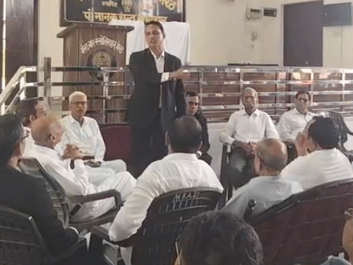 हाईकोर्ट बेंच की मांग पर 22 जिलों के वकील हड़तालपर:MP-MLA कोर्ट से भाजपाइयों के वकालतनामे वापस लेंगे, कुछ वकील कर सकते हैं विरोध