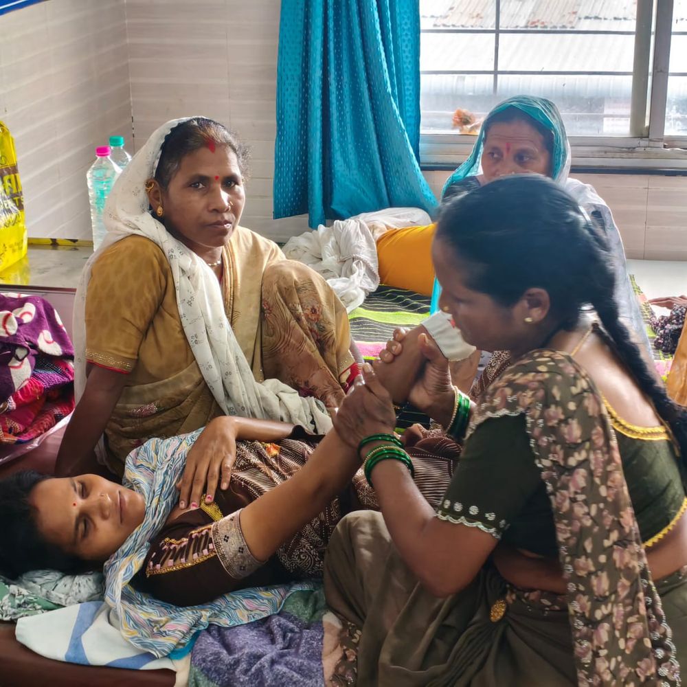 महिला बोली- 6 साल बाद गर्भवती हुई थी:पुलिस की मारपीट से गर्भ में पल रहे बच्चे की मौत, भ्रूण को जांच के लिए रखा