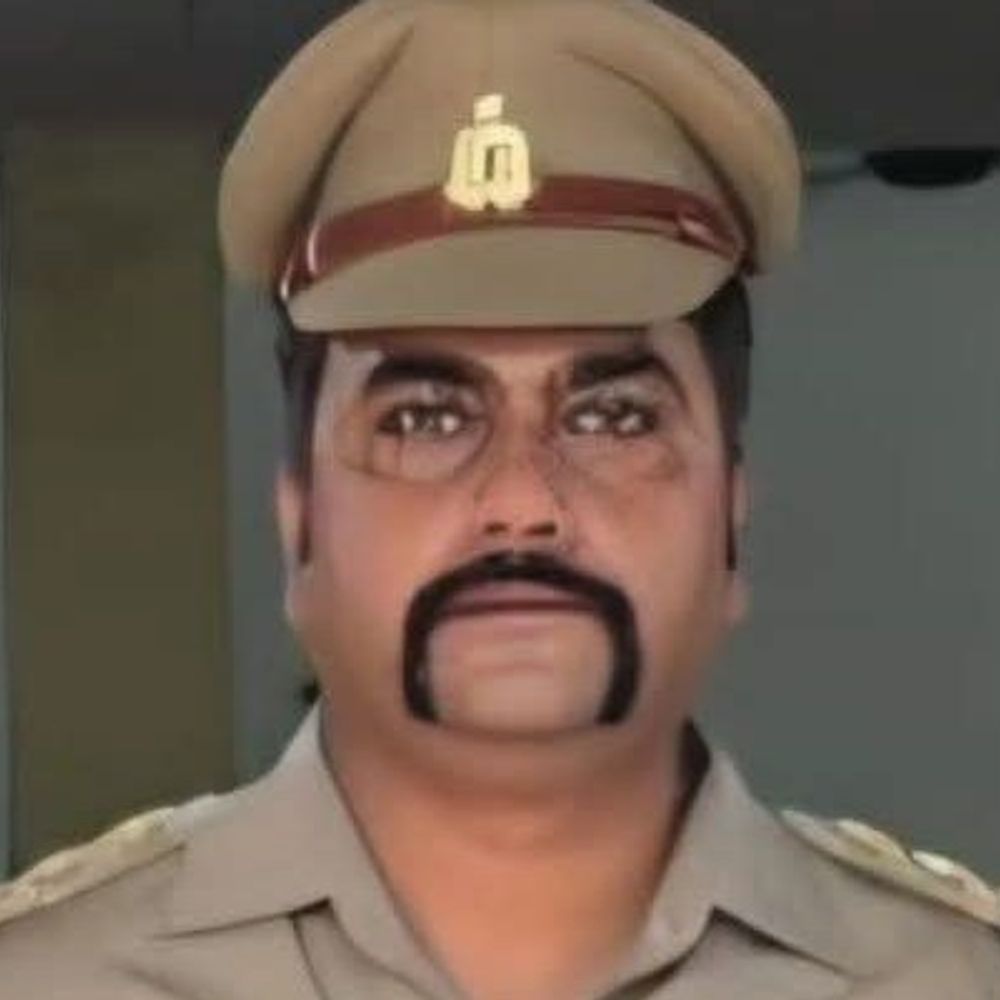 हमीरपुर मुकदमे को लेकर तमकुहीराज के SHO लाइन हाजिर:SP से सबूत छिपाने का आरोप, फर्जी GST अधिकारी बनकर रकम मंगाने के आरोप में 5 गिरफ्तार