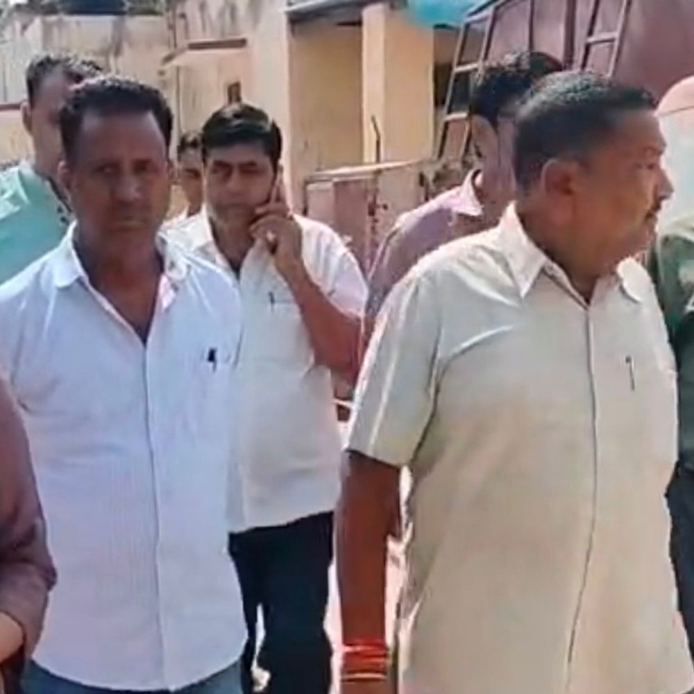 सभापति की कर्मचारियों को दो टूक, कहा- लापरवाही नहीं चलेगी:चूरू में सफाई व्यवस्था का जायजा लिया, डोर-टू-डोर कचरा संग्रहण की मॉनिटरिंग होगी