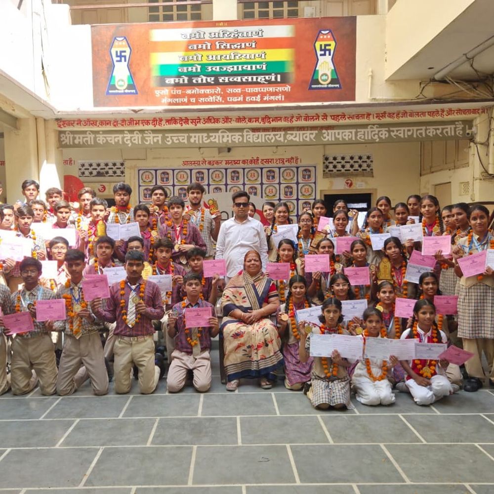 के.डी. जैन स्कूल के खिलाड़ियों ने जीते 66 पदक:30 स्वर्ण, 21 रजत और 15 कांस्य के साथ कई राज्यस्तर के लिए चयनित