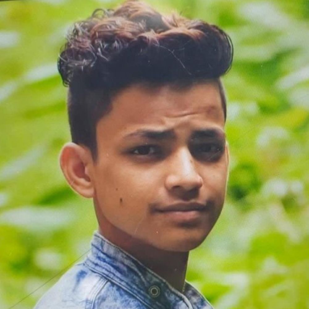 मौसी के घर पंखे से लटका मिला युवक का शव:रामपुर में 21 घंटे बाद भी परिजनों ने नहीं दी शिकायत