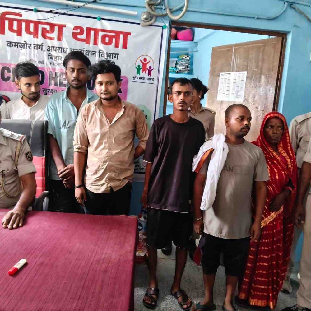 मोतिहारी में दहेज हत्या के आरोपी पति-सास अरेस्ट:नवविवाहिता की संदिग्ध मौत मामले में कार्रवाई; आर्म्स एक्ट-जुआ के 7 आरोपी पकड़े