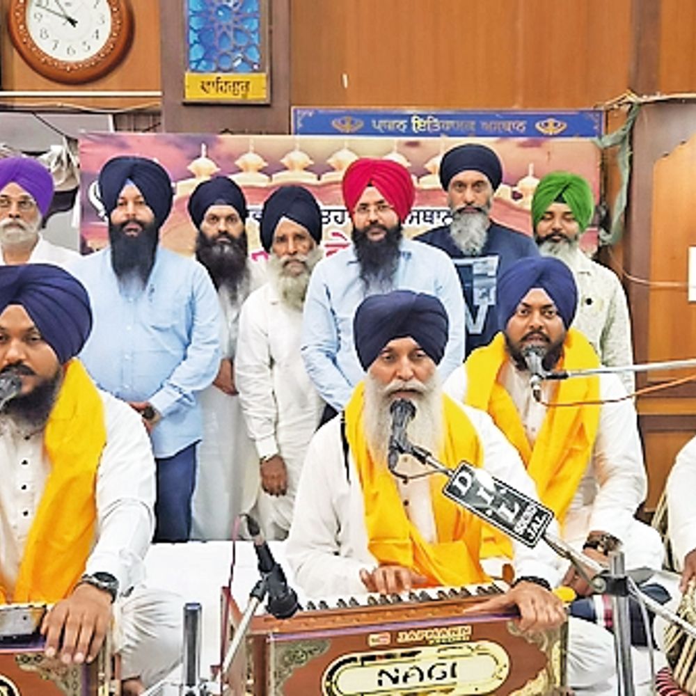 गुरुद्वारा छठी पातशाही बस्ती शेख में श्री गुरु तेग बहादुर का प्रकाश पर्व श्रद्धा से मनाया