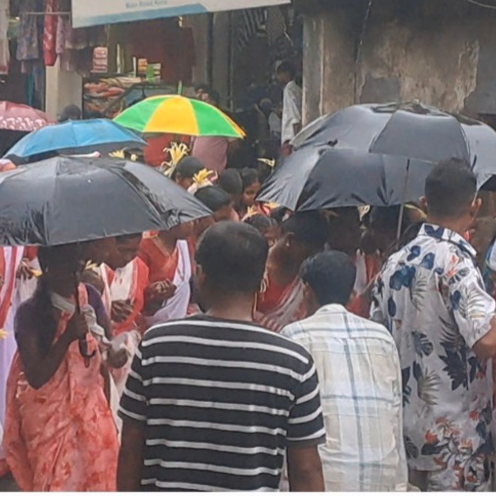 कुडू में करमा पूजा संपन्न, पुराना तालाब में डाली विसर्जन
