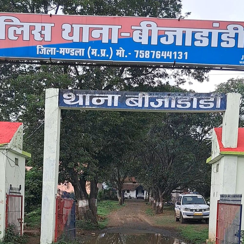 मंडला में फाइनेंसकर्मी से 47 हजार की लूट:बाइक सवार दो युवकों ने रास्ता रोककर छीना बैग, टैबलेट-मोबाइल भी ले गए