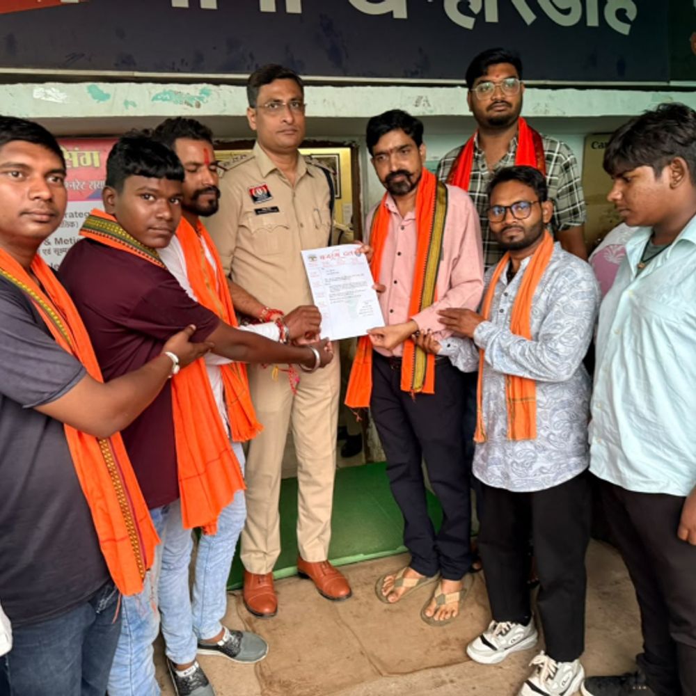 रायपुर में गणेश-पंडाल में अश्लील गाना बजाने का वीडियो वायरल:बजरंग दल ने थाने में दी शिकायत, जांच के बाद कार्रवाई का आश्वासन