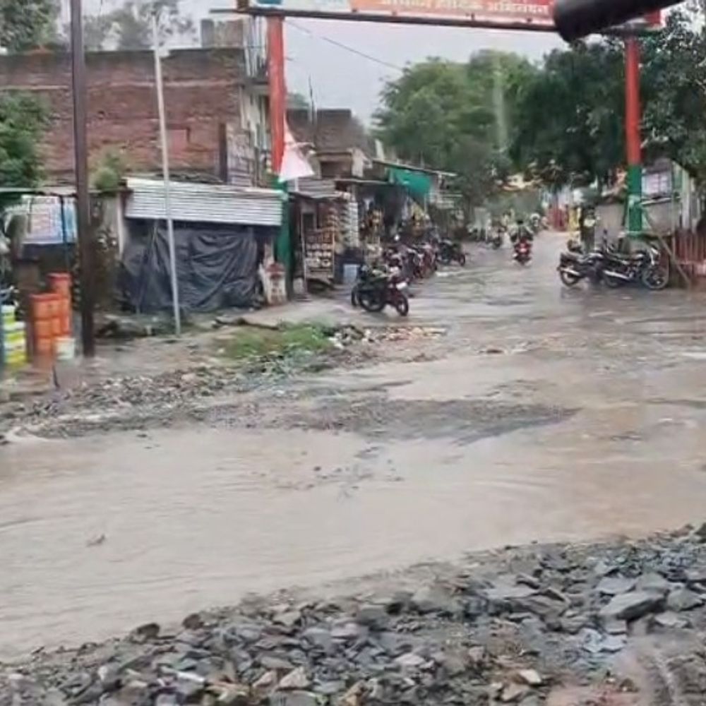 मैहर में भारी बारिश की आशंका, कल स्कूल बंद रहेंगे:कलेक्टर बिदिशा मुखर्जी ने नर्सरी से 12वीं तक के लिए जारी किया आदेश