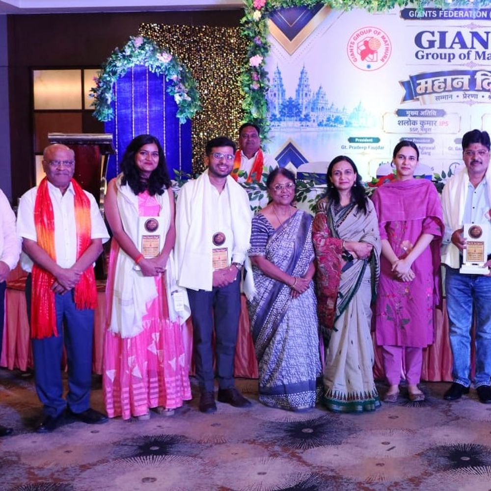 मथुरा में 'सेवा सप्ताह' संपन्न:एएसपी आशना चौधरी ने समाजसेवियों को 'समाज रत्न' से किया सम्मानित