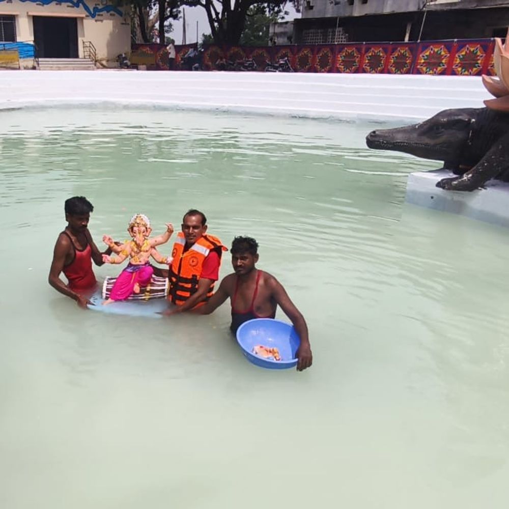 बड़वानी में नर्मदा कुंड में गणेश विसर्जन:2000 से ज्यादा प्रतिमाओं का विसर्जन, 40 झांकियां निकलेंगी और 200 जवान तैनात