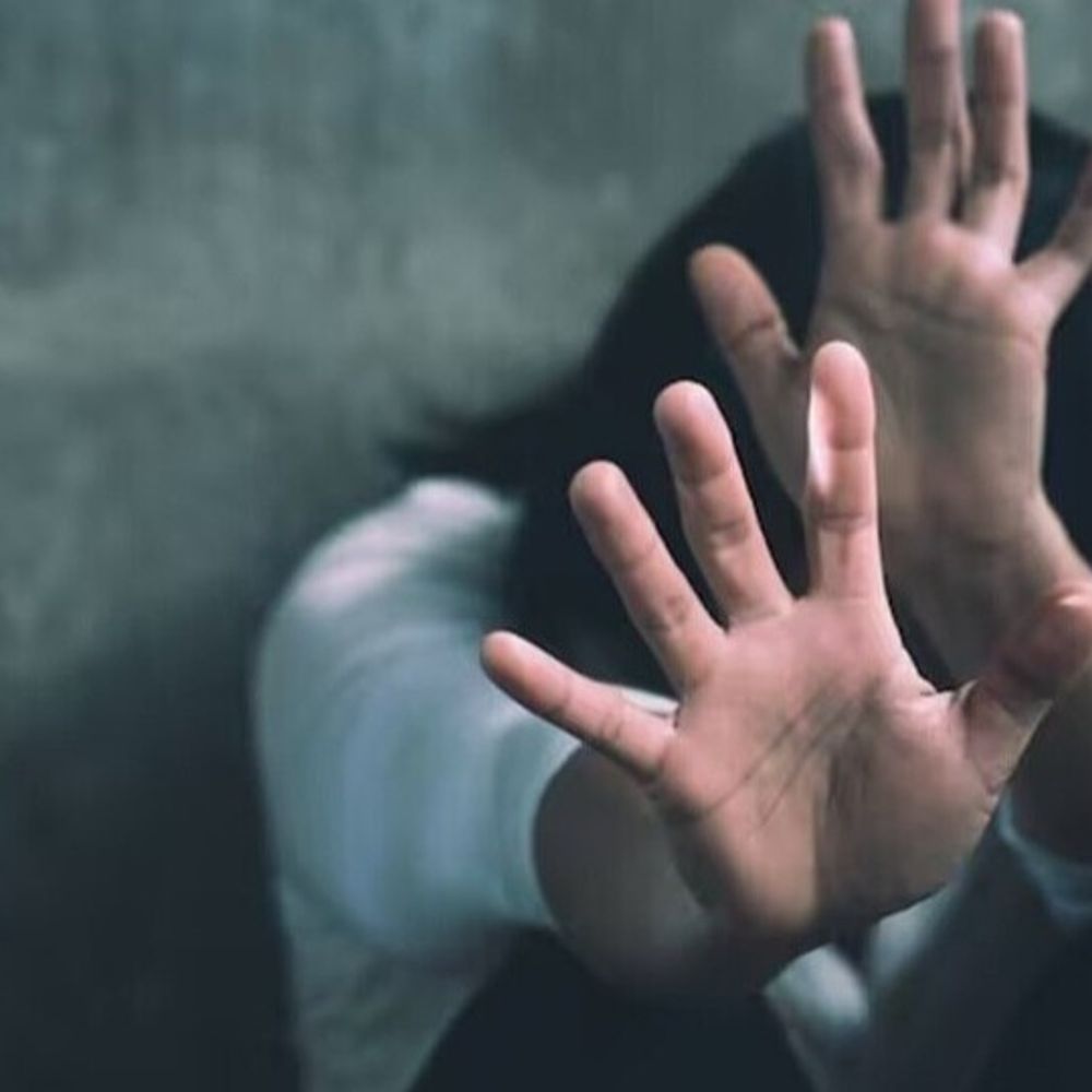 अयोध्या में ट्यूबवेल पर महिला से छेड़छाड़:घर में घुसकर मारपीट, कोर्ट के आदेश पर पांच लोगों पर केस दर्ज
