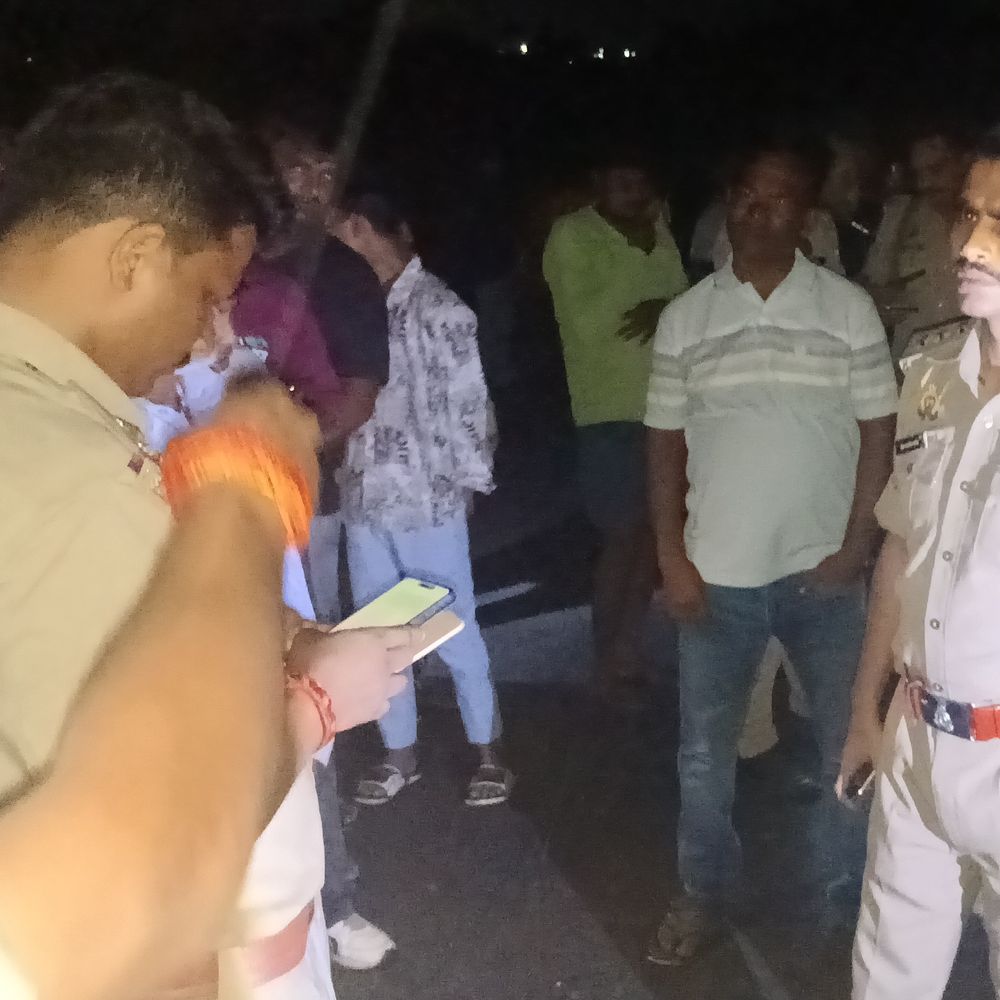 संतकबीरनगर में नाले में उतराता मिला युवक का शव:दुधारा के बत्सी-बत्सा गांव का मामला, पोस्टमार्टम से खुलेगा मौत का राज